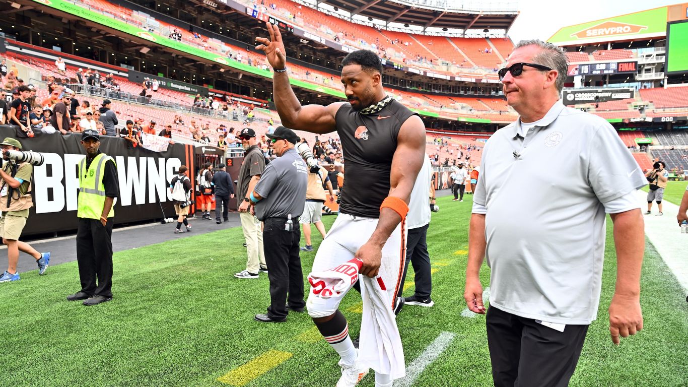 Myles Garrett Requests Trade from Cleveland Browns