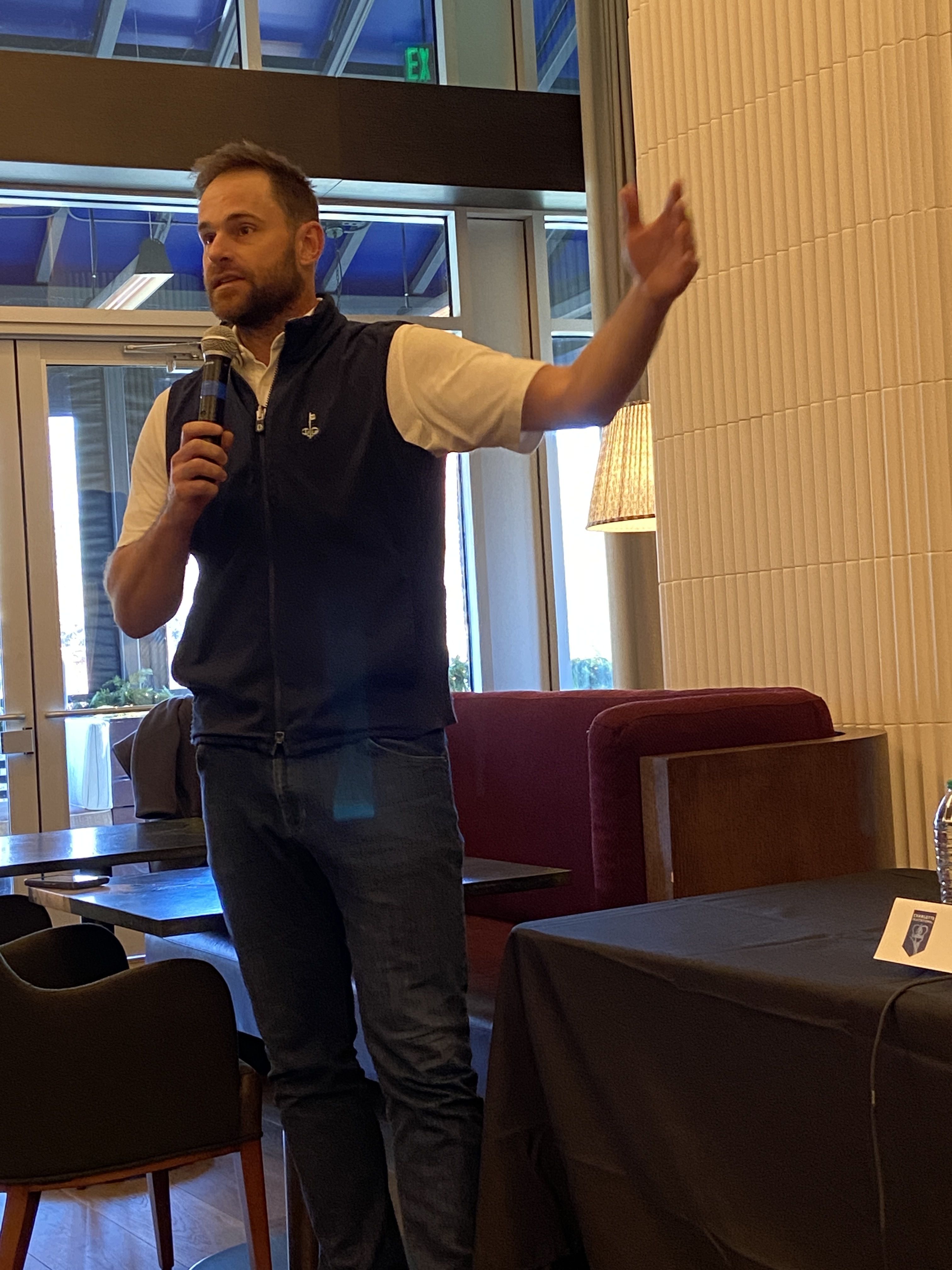 Andy Roddick speaking to reporters at Intown.