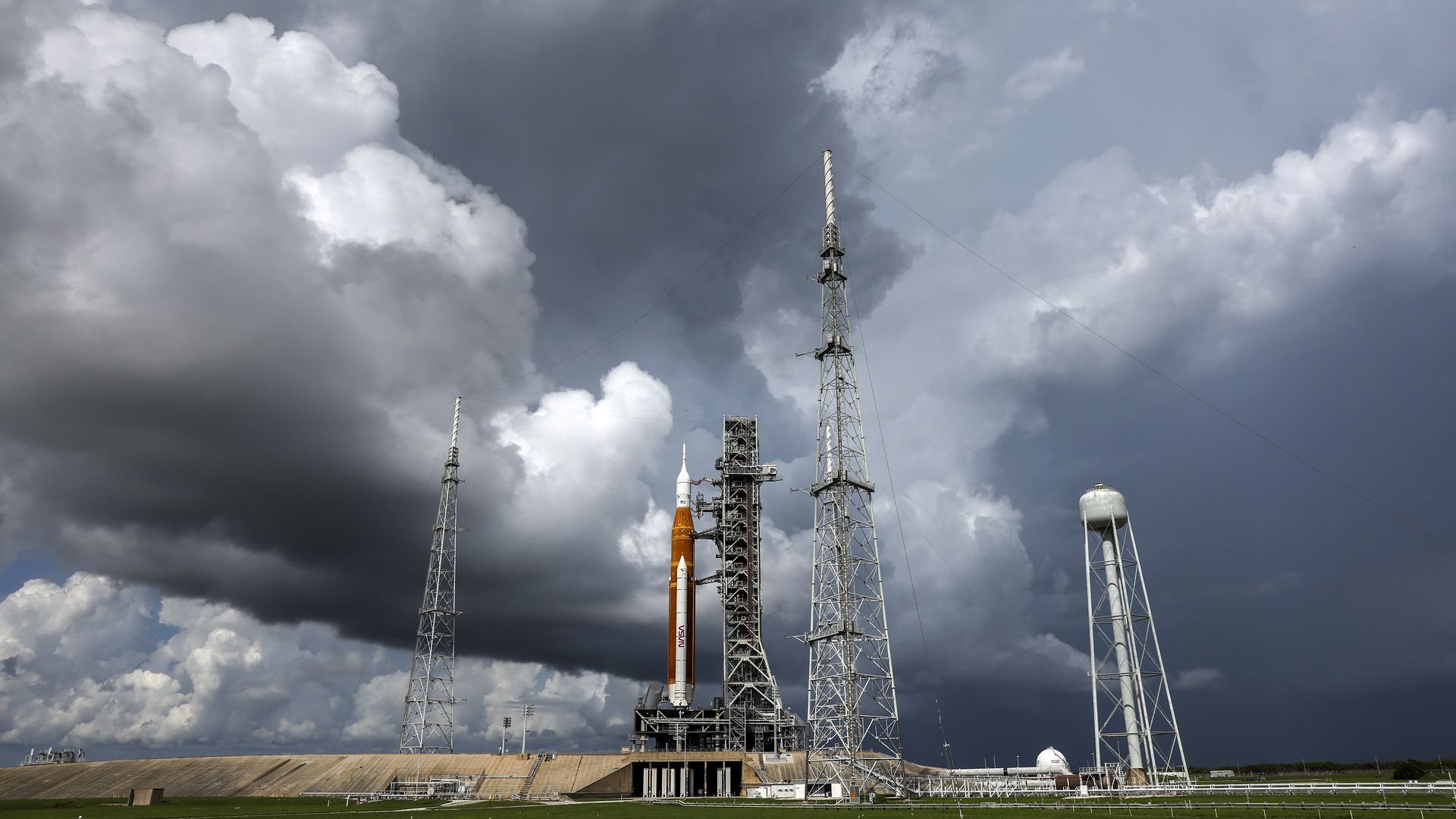 NASA's Artemis I rocket sits on launch pad 39-B at Kennedy Space Center on September 02, 2022 in Cape Canaveral, Florida.