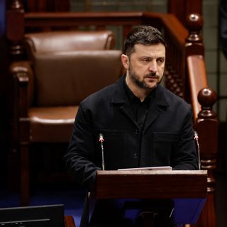 Zelensky, Trump advisers discuss Ukraine peace terms in 2-hour call