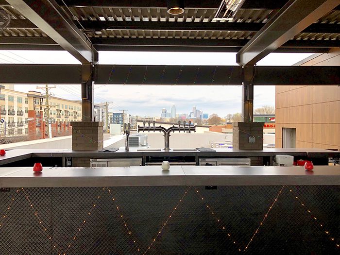 rooftop-bar-at-the-waterman-charlotte
