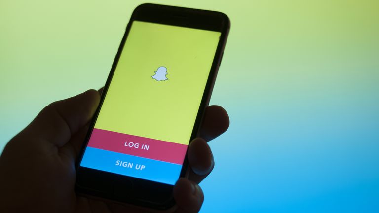 Snapchat data: Discover and Maps performance lagging