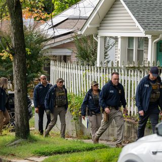 Democrats fear "more October surprises" after "bullshit" raid on Ilhan Omar's home