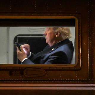 Scoop: Trump's hand-picked, taxpayer-funded ads about to ramp up