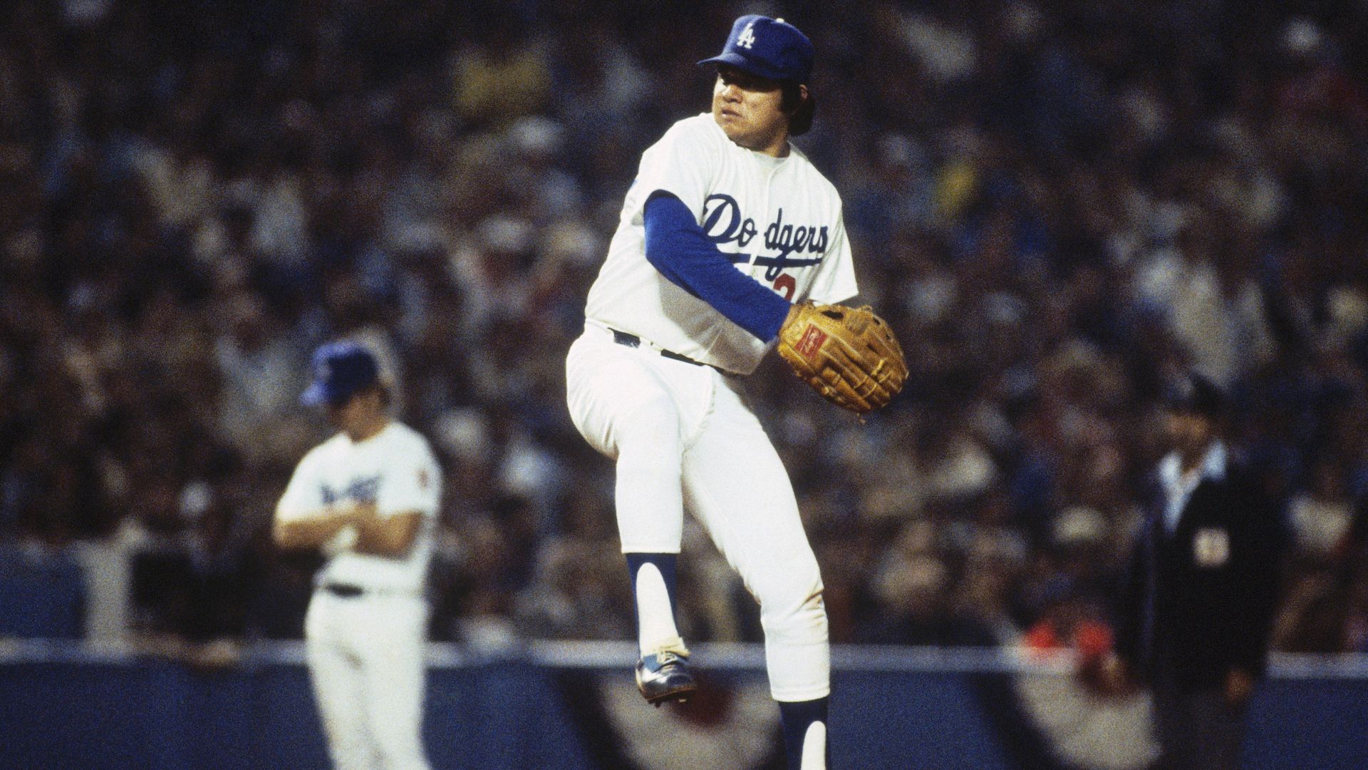 Los Angeles Dodgers Great Fernando Valenzuela Dies