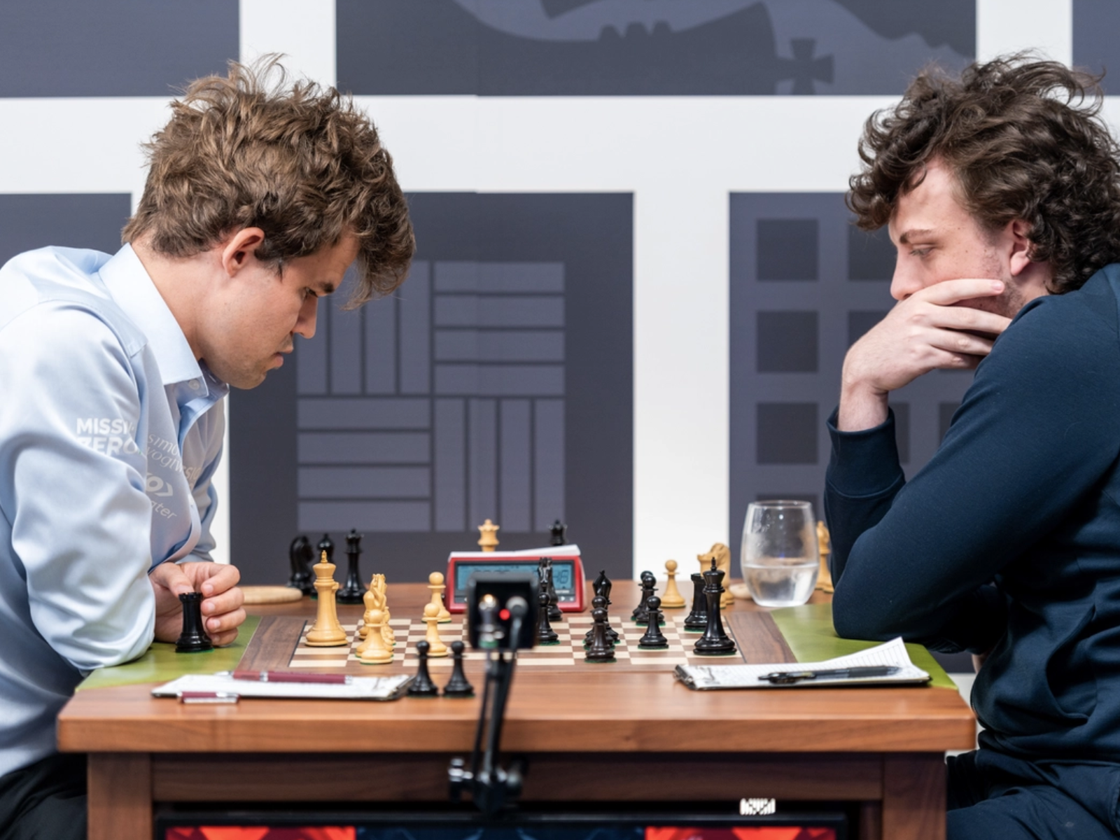 Magnus Carlsen vs. the American in a Chess Championship for the Ages - WSJ