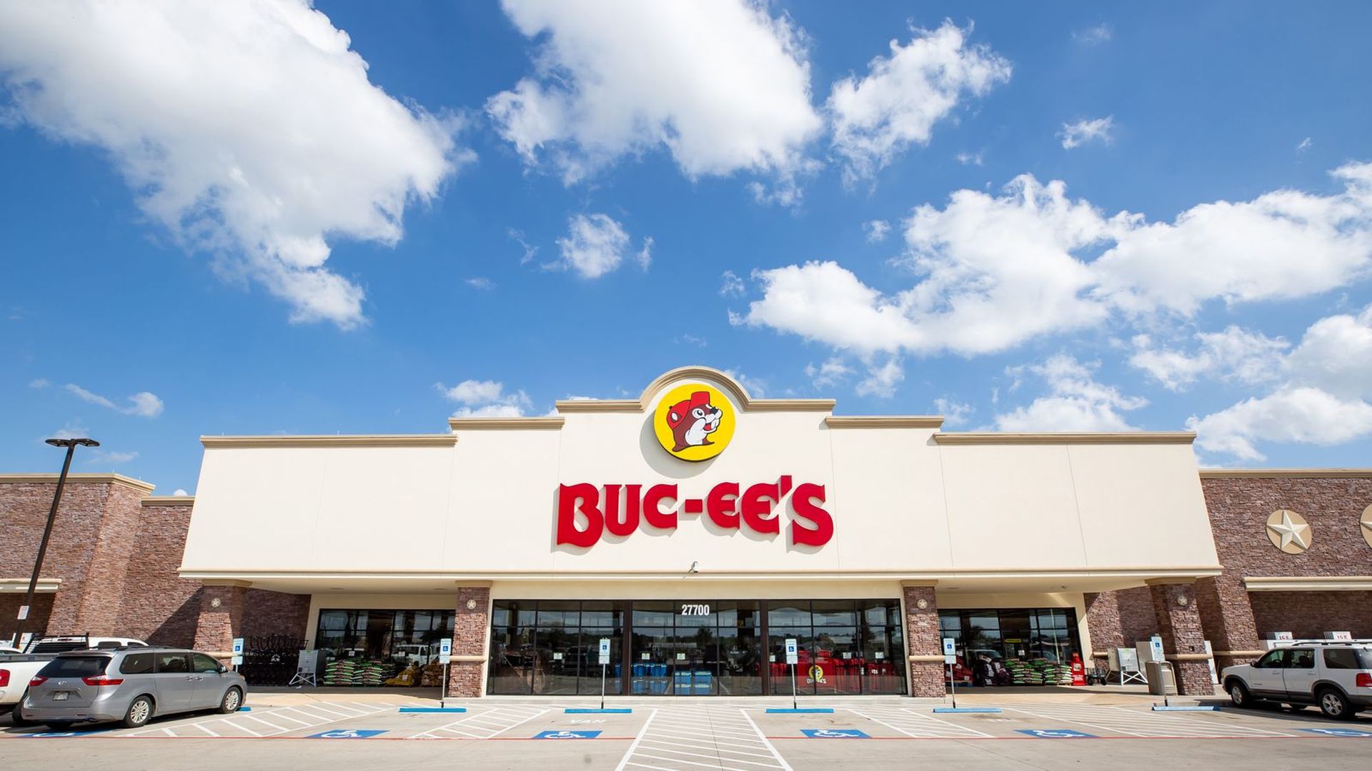 Buc-ee's storefront