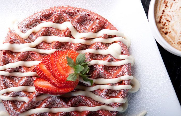 terrace-cafe-red-velvet-waffle