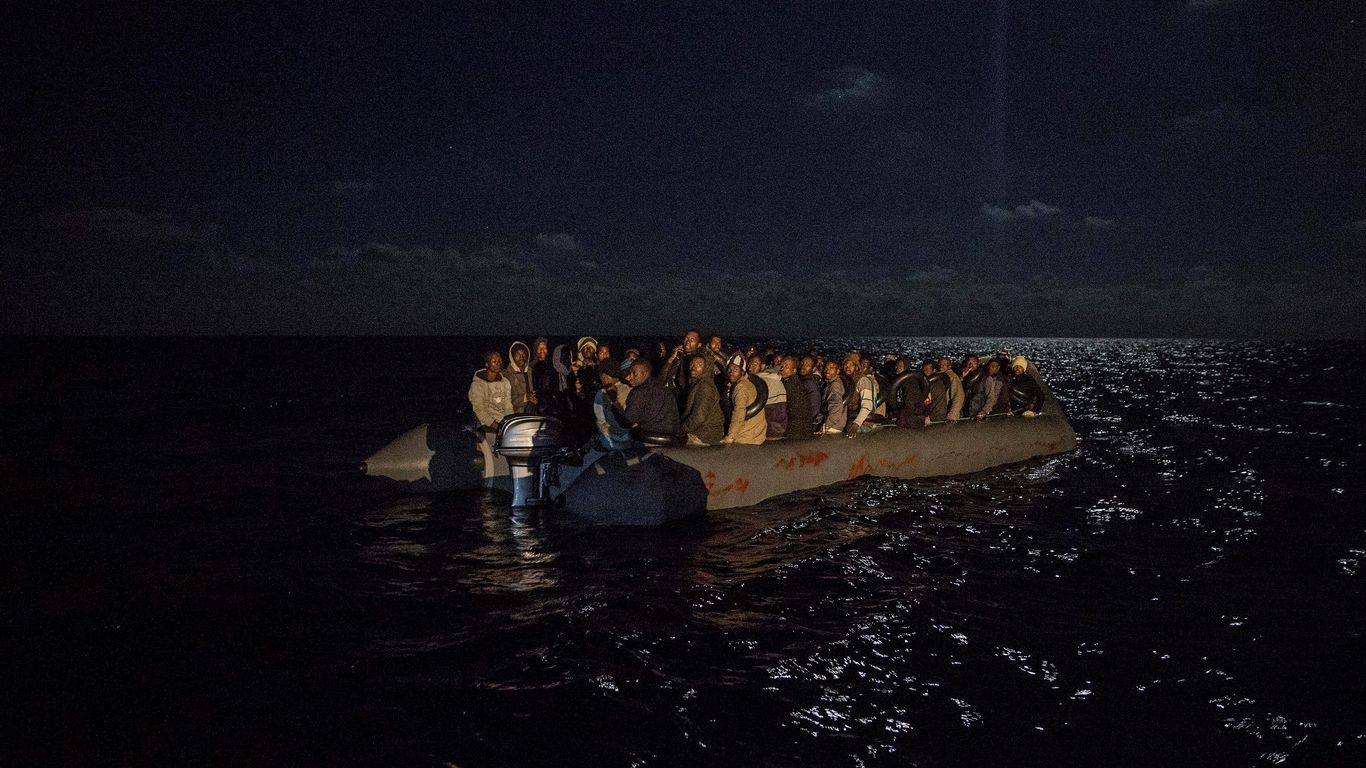 117 African migrants die in wreck off coast of Libya