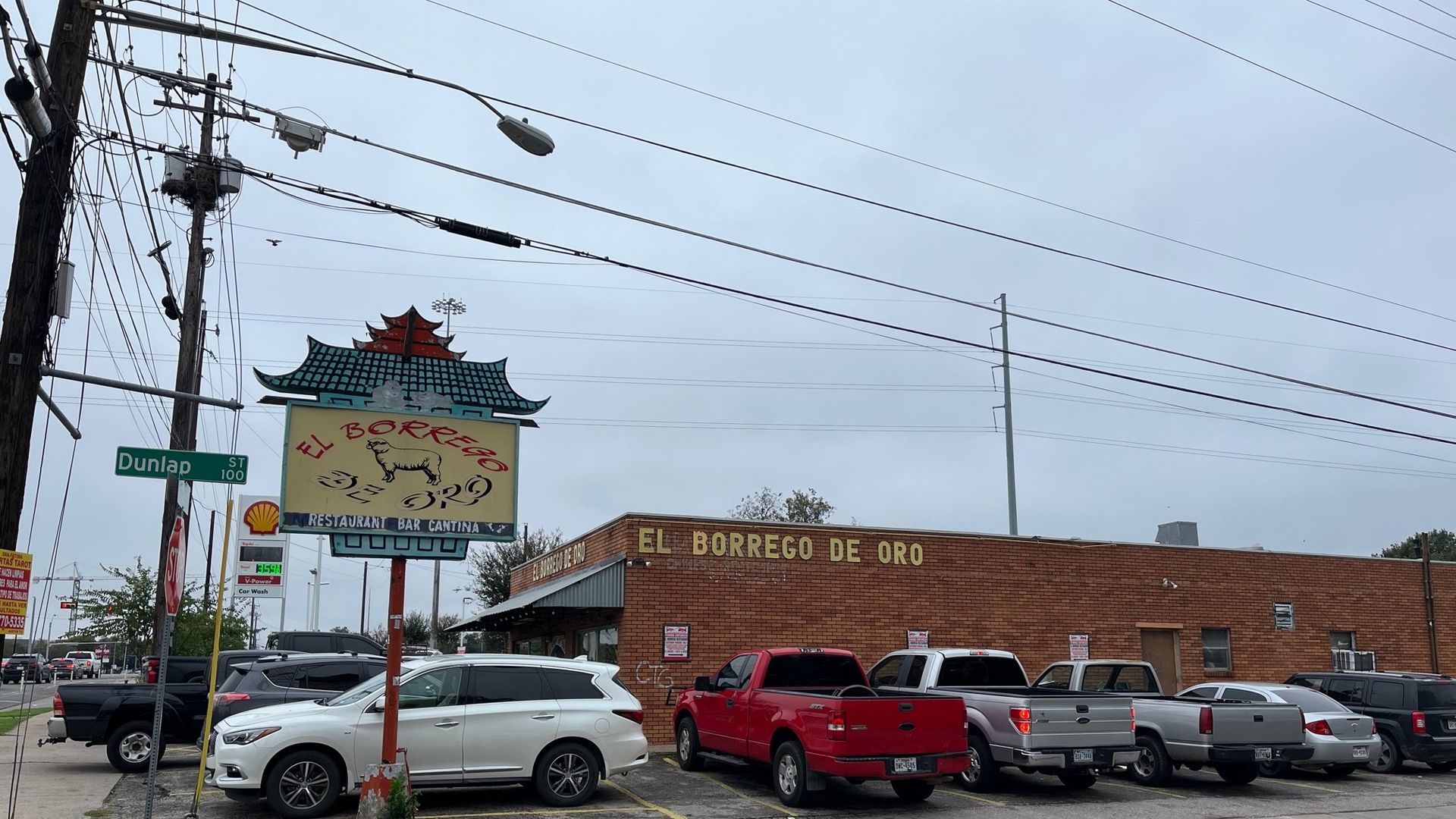 The marquee of El Borrego de Oro