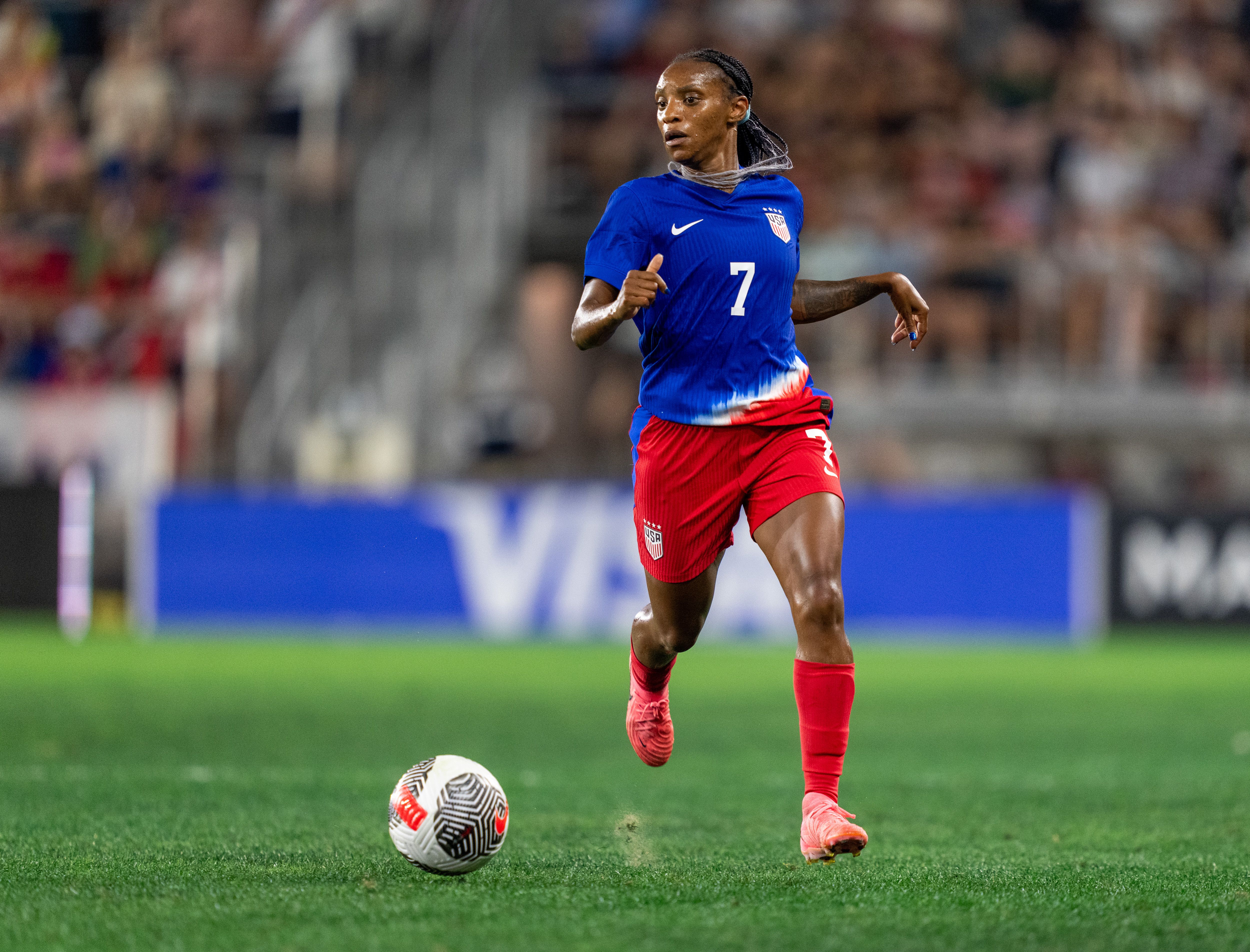 Crystal Dunn #7 of the United States dribbles during a game between Costa Rica and USWNT at Audi Field on July 16, 2024 in Washington , DC. (Photo by Brad Smith/ISI Photos/USSF/Getty Images for USSF)