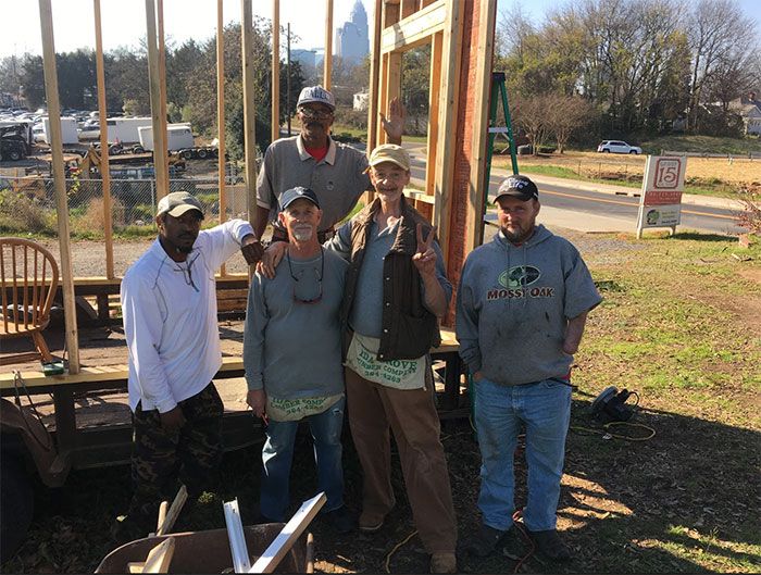 tiny-house-construction-crew