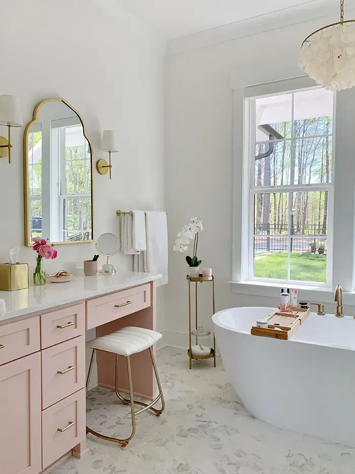 Sarah Crosland's custom cottage on Lake Wylie primary bath vanity