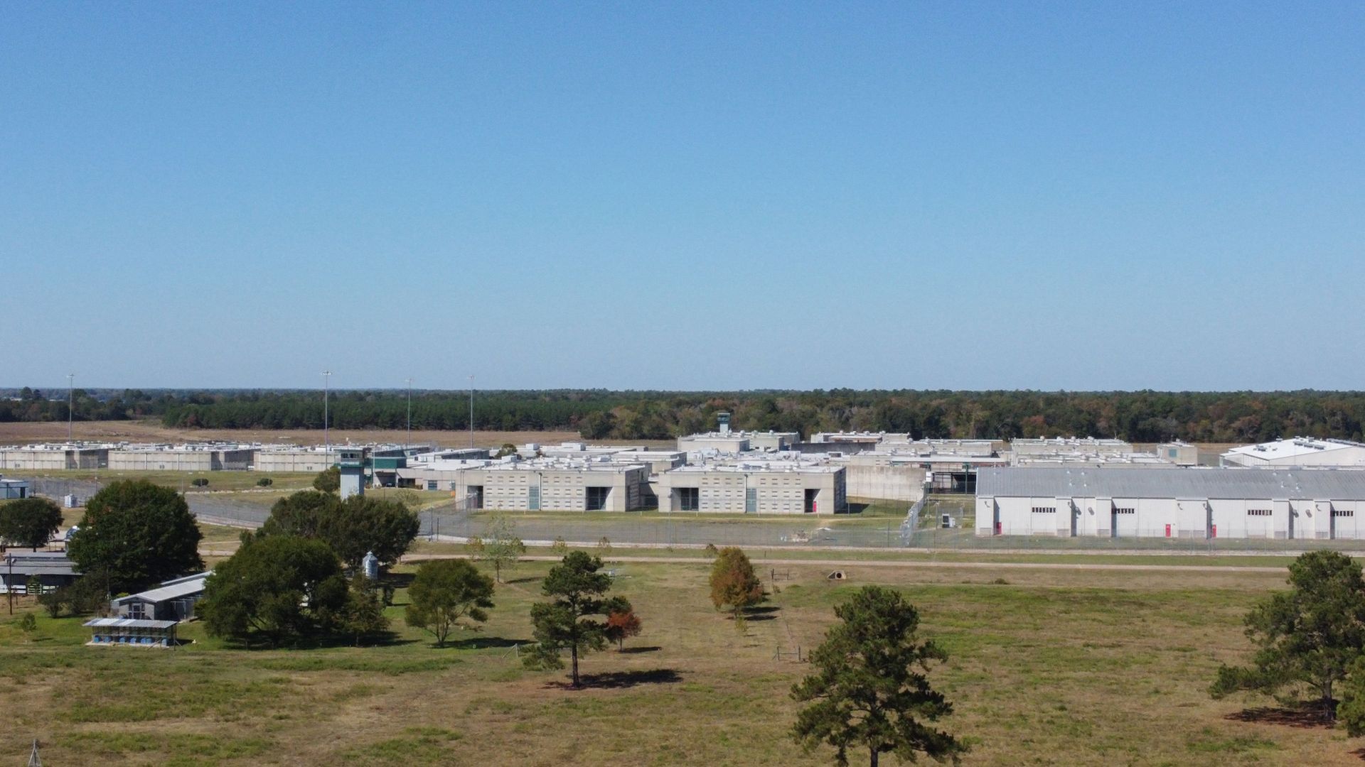 The Allan B. Polunsky Unit in Livingston, Texas, the Texas Department of Criminal Justice-run facility that houses the state of Texas death row for men. 