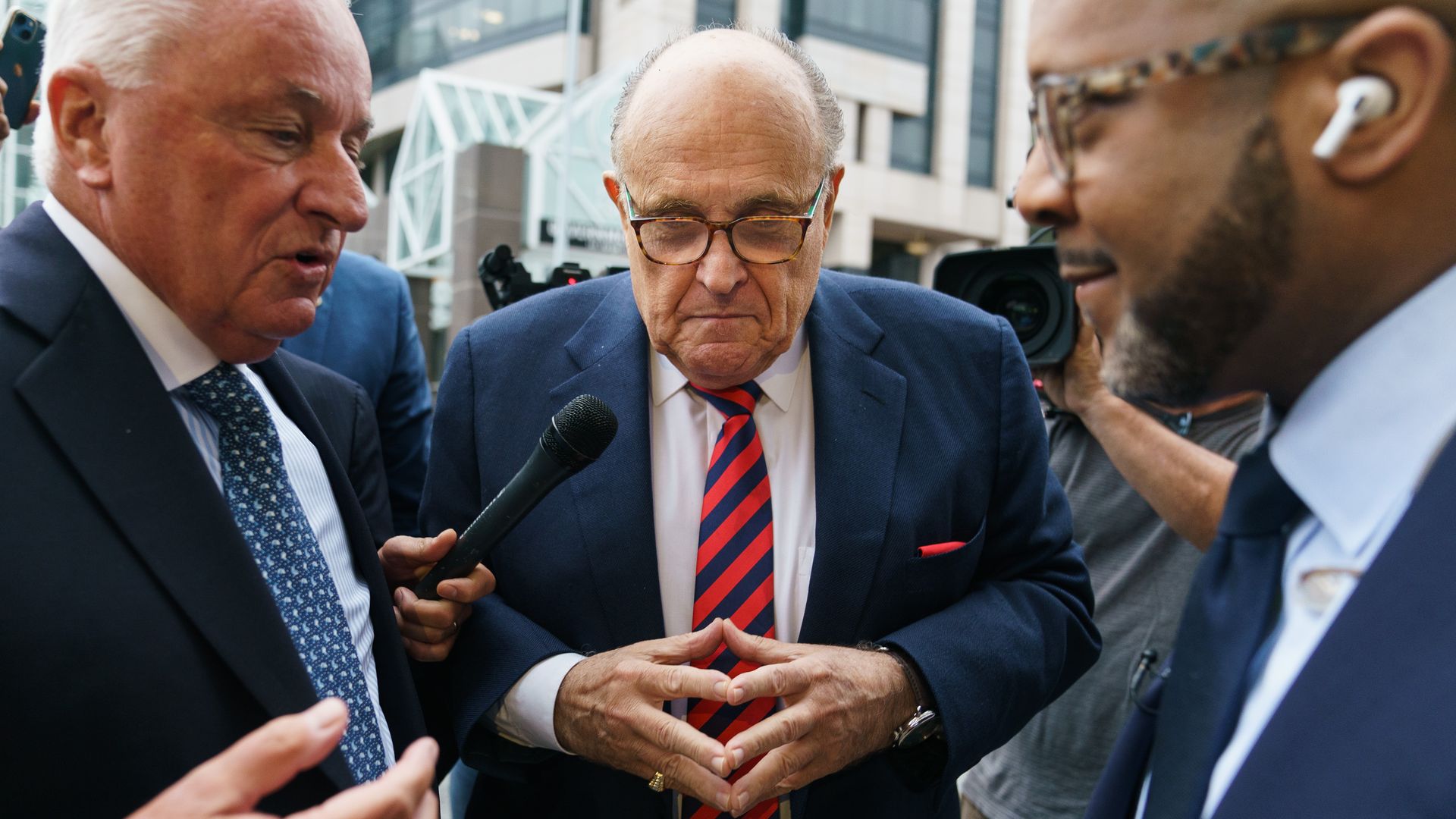Rudy Giuliani, former lawyer to Donald Trump, arrives at Fulton County Superior Court in Atlanta, Georgia, US, on Wednesday, Aug. 17, 2022.