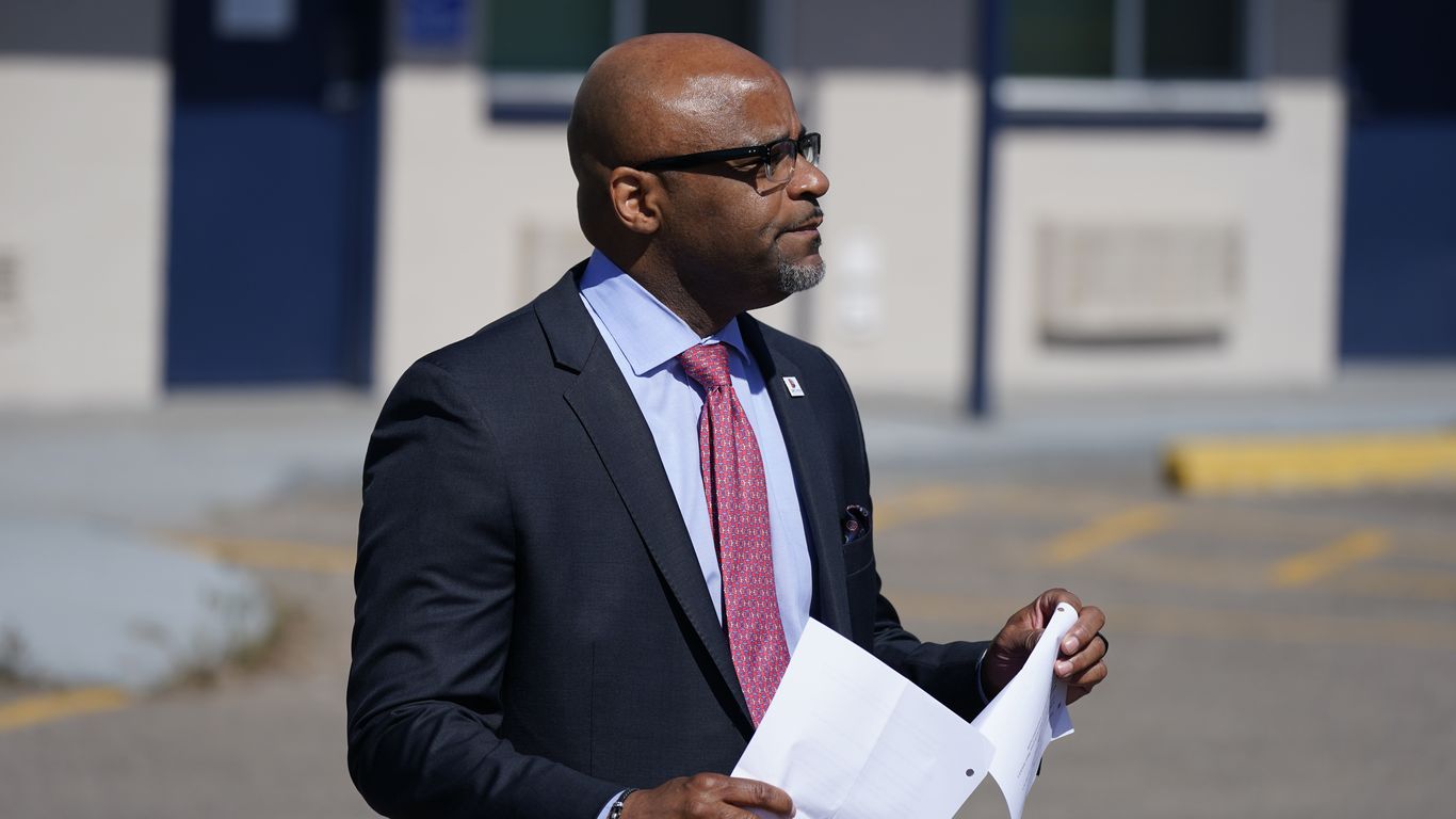 Denver mayor's veto on flavored tobacco ban reveals rifts in City Hall - Vimarsana News