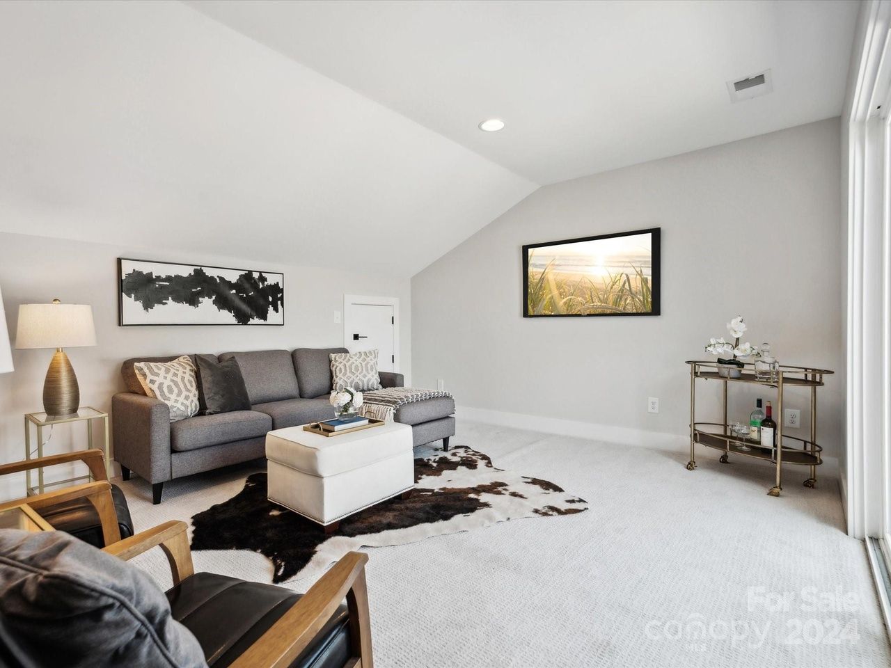 220 Matheson Ave