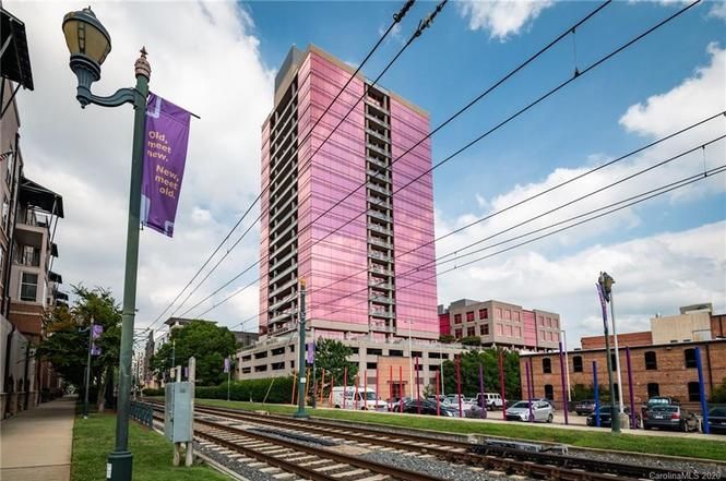 315 Arlington Ave #1802