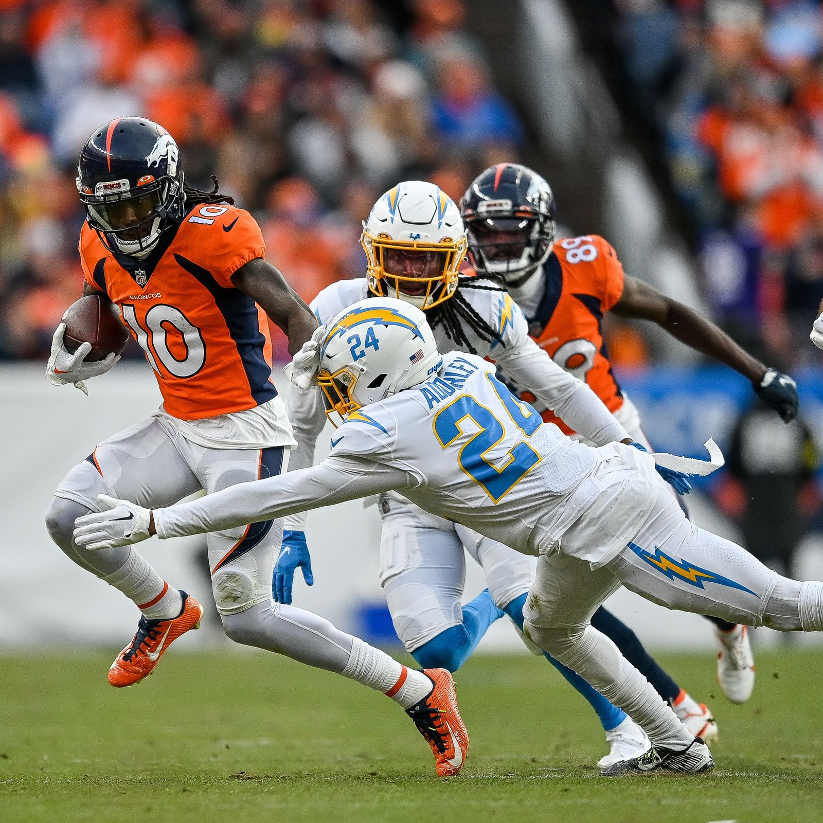 Denver Broncos kick off 2023-24 season against familiar foe - Axios Denver