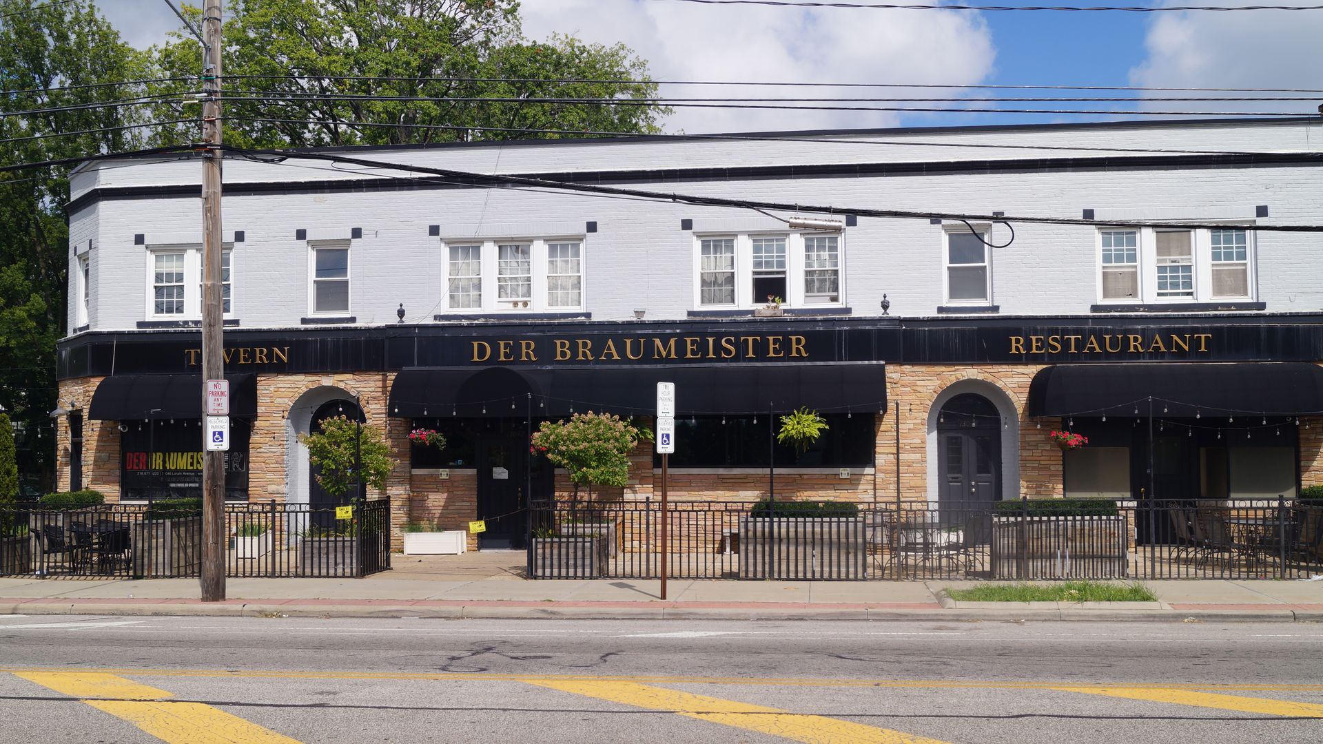 The front of Der Braumeister restaurant on Lorain Avenue in Cleveland 