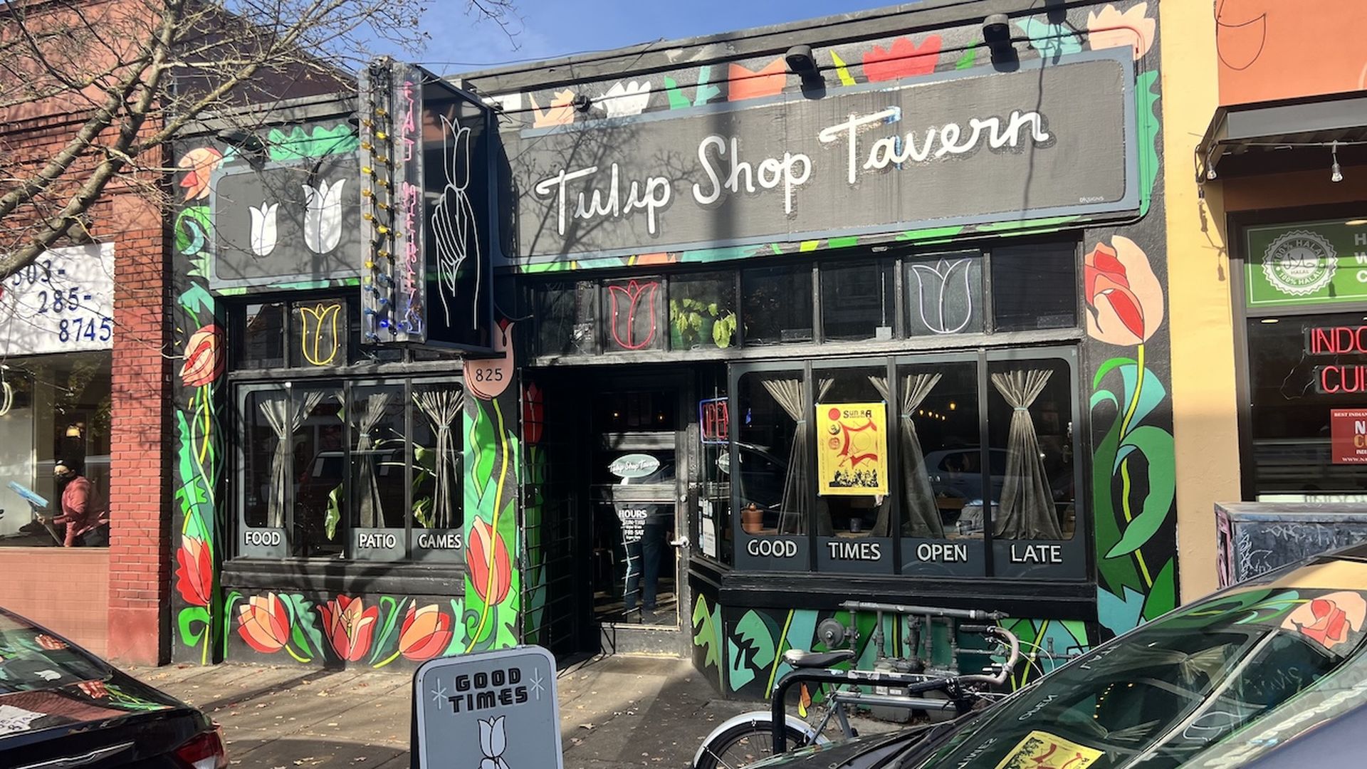 Portland restaurant review: Smash burgers at dive bar Tulip Shop Tavern ...