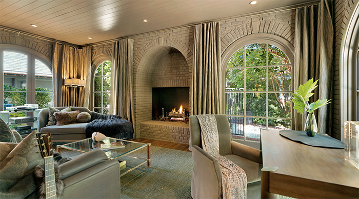 1508 Dilworth Road living room 2