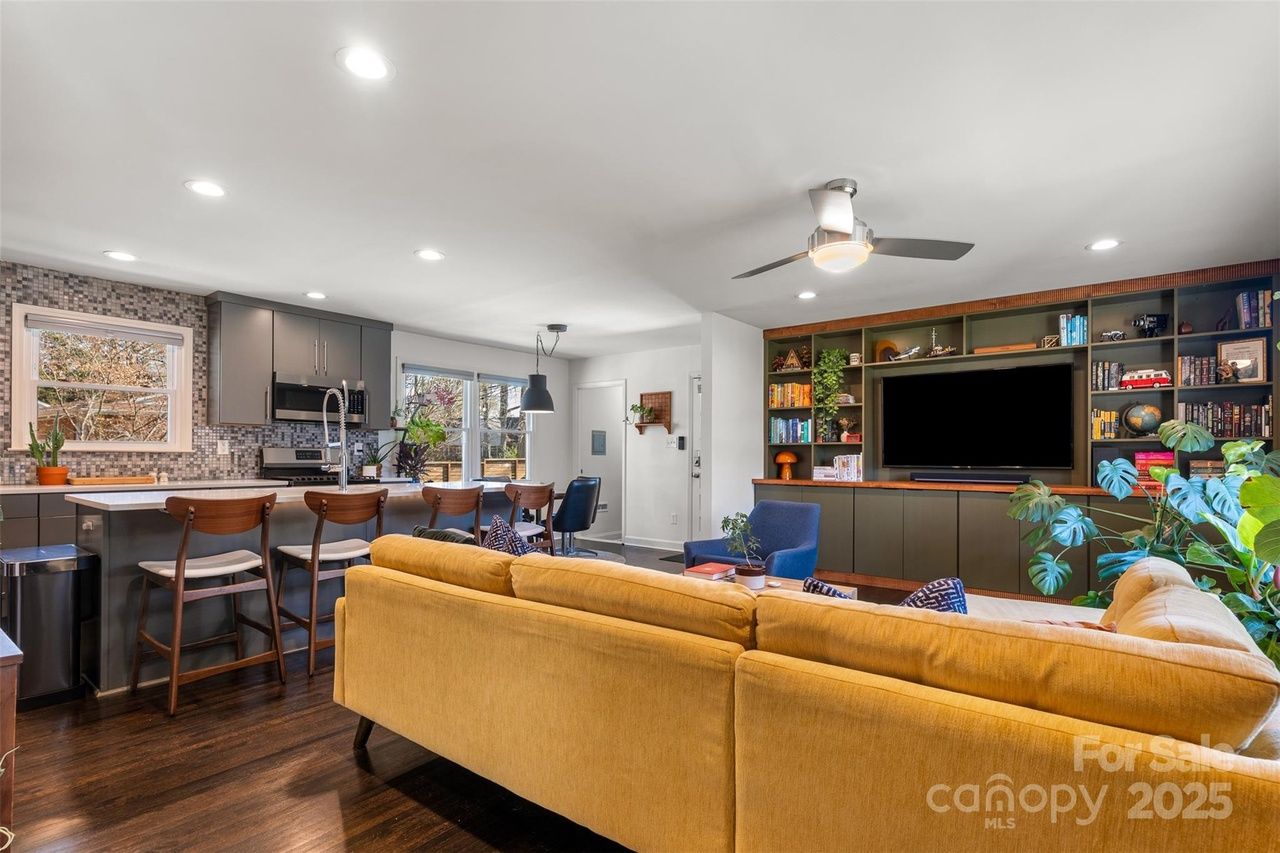 hot homes in charlotte