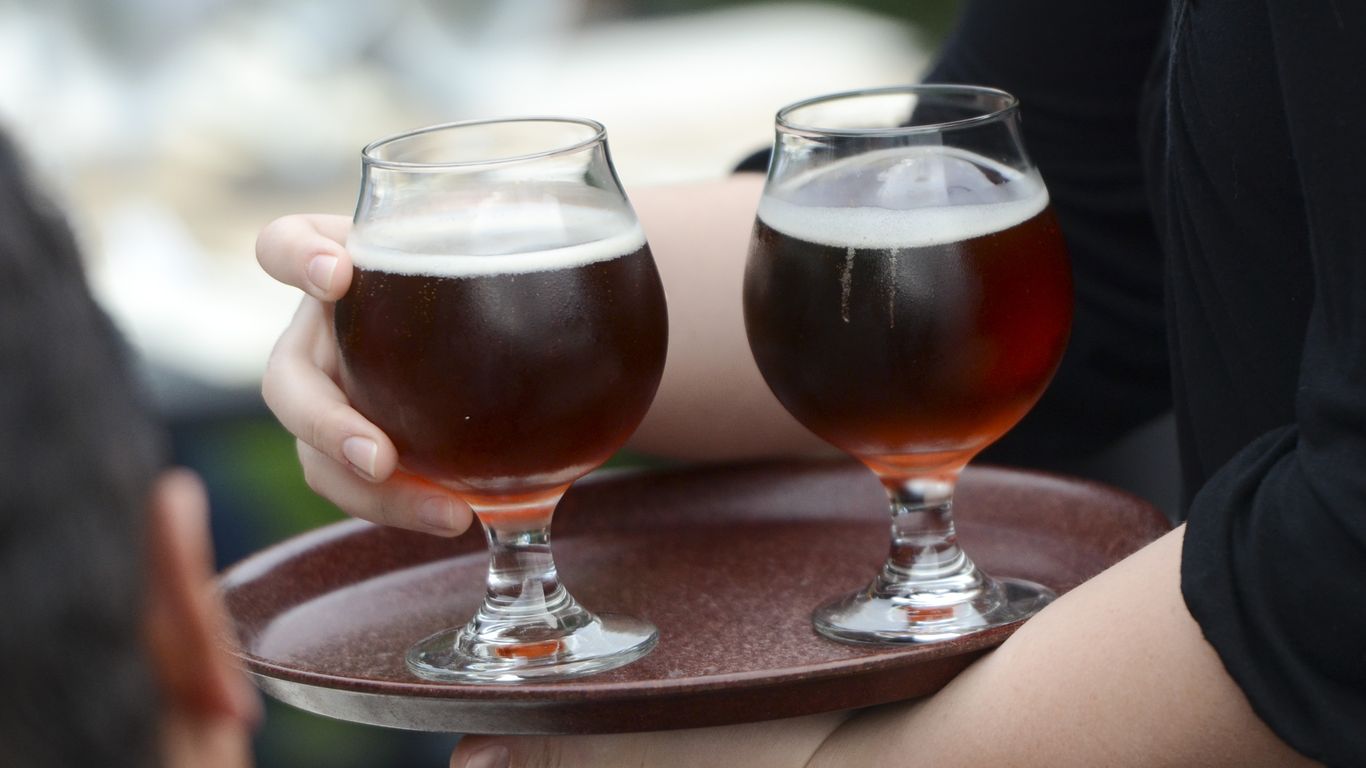 A guide to Marzen, Oktoberfest and more fall beers Axios Denver