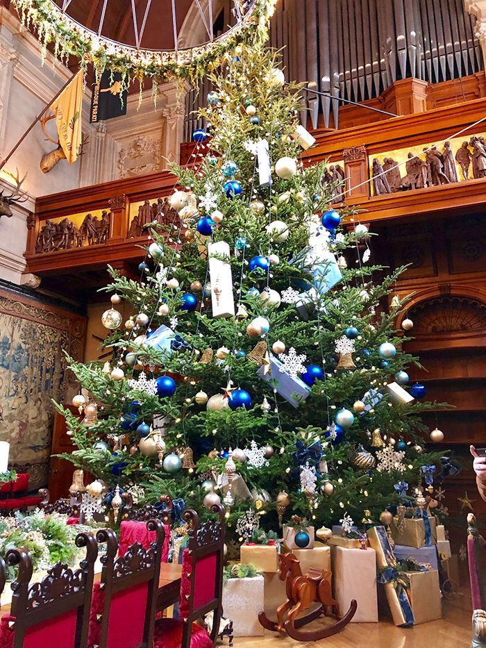 christmas-tree-at-biltmore
