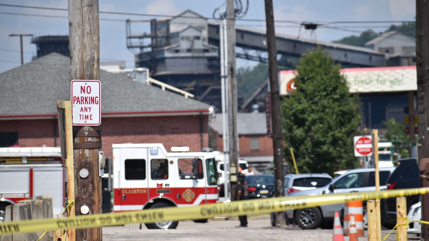 At least 1 dead in explosions at U.S. Steel Clairton plant
