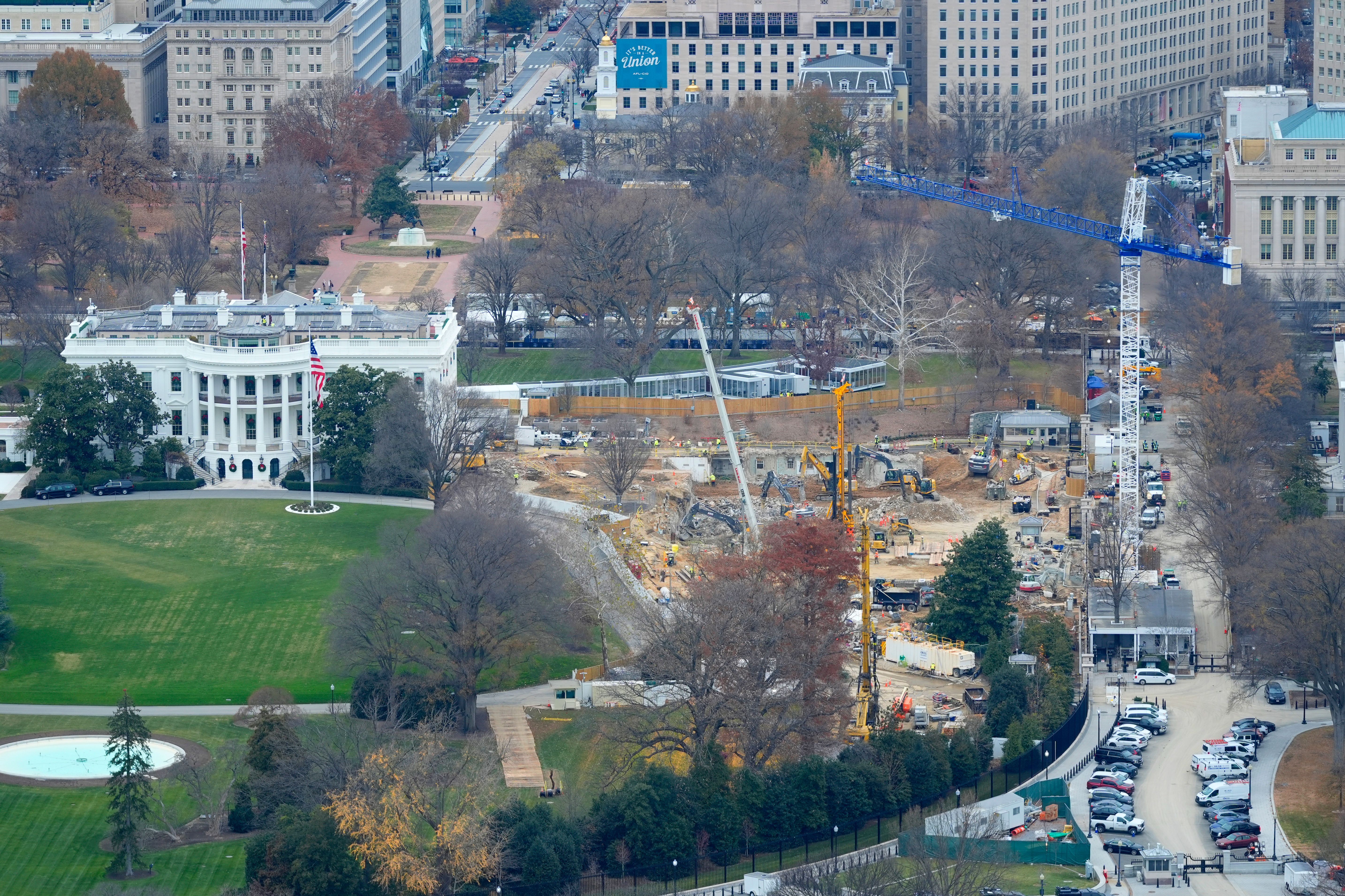 Work continues on the construction of the ballroom at the White House, Tuesday, Dec., 9, 2025, in Washington, where the East Wing once stood. (AP Photo/Pablo Martinez Monsivais)
