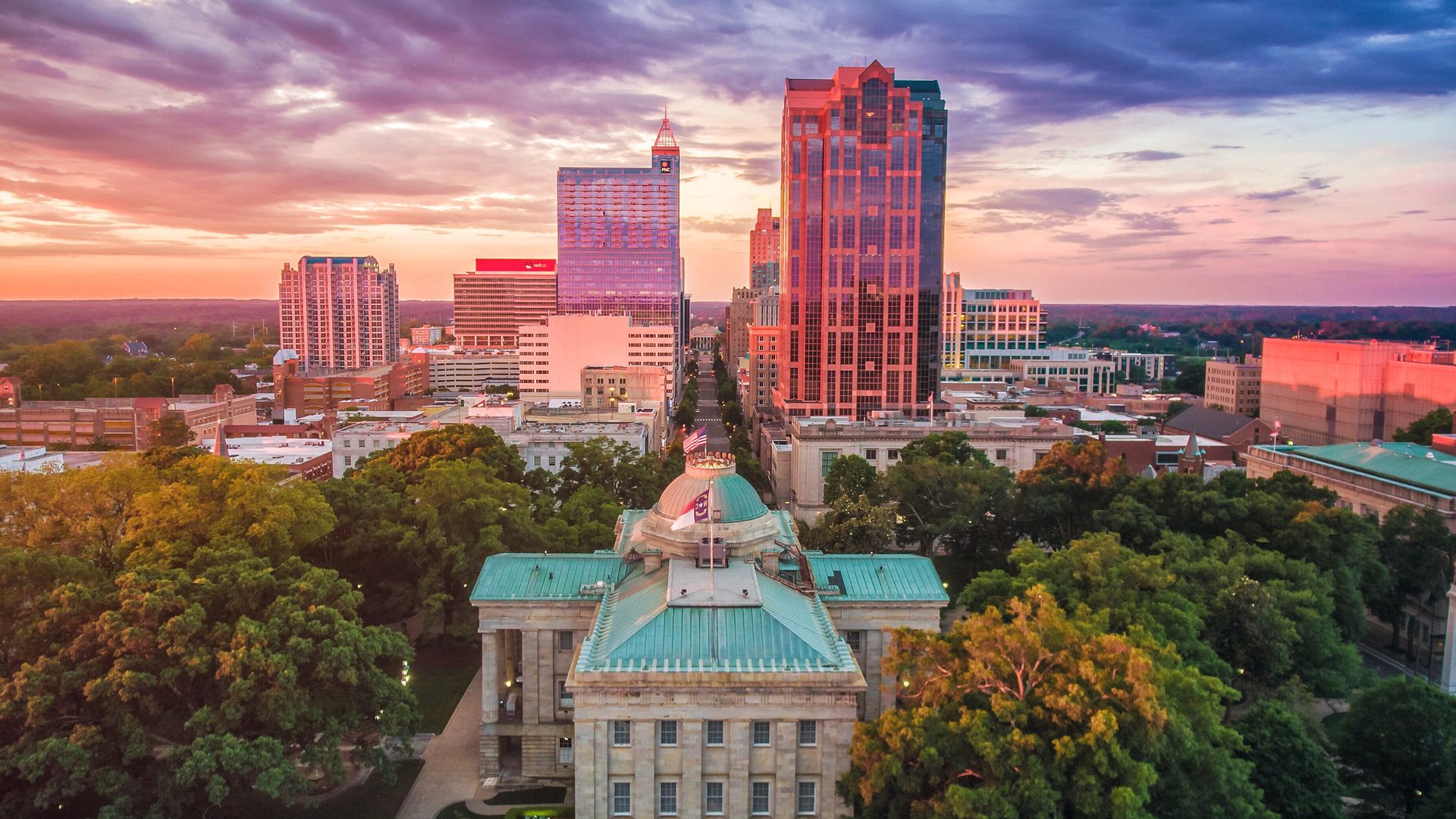 The Raleigh skyline looking over the old state capitol