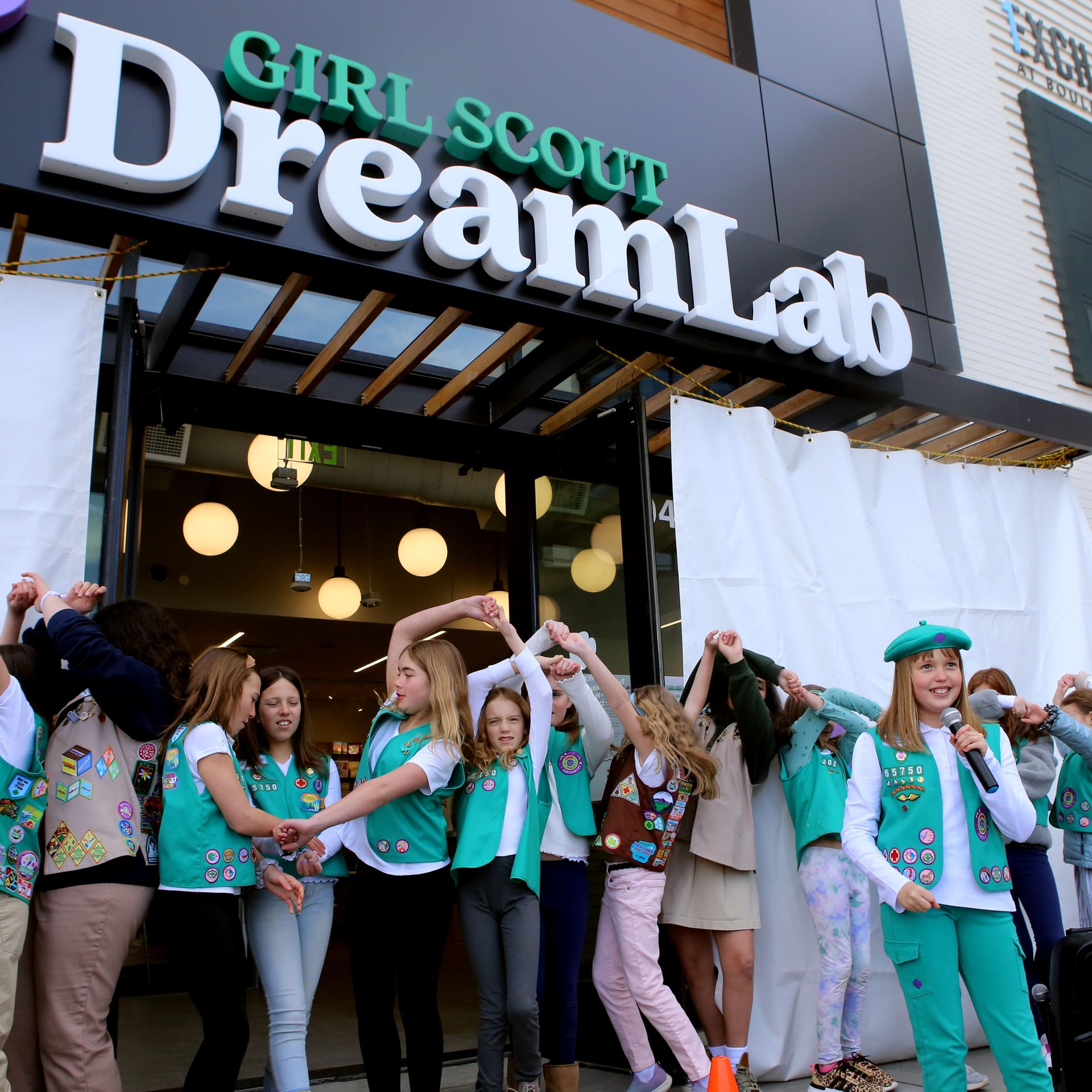 Colorado Girl Scouts open DreamLab, a first-of-its-kind facility - Axios  Denver
