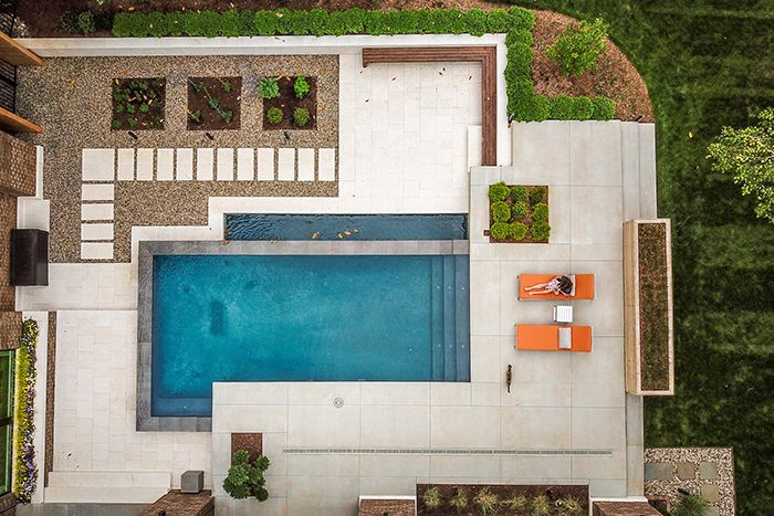 2020-Finalist-Mid-Century-Modern-pool