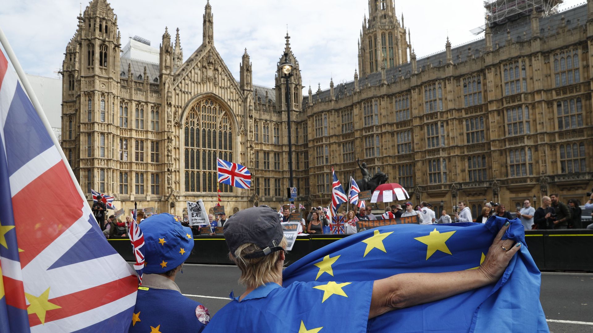 Brexit protestors outside Parliament
