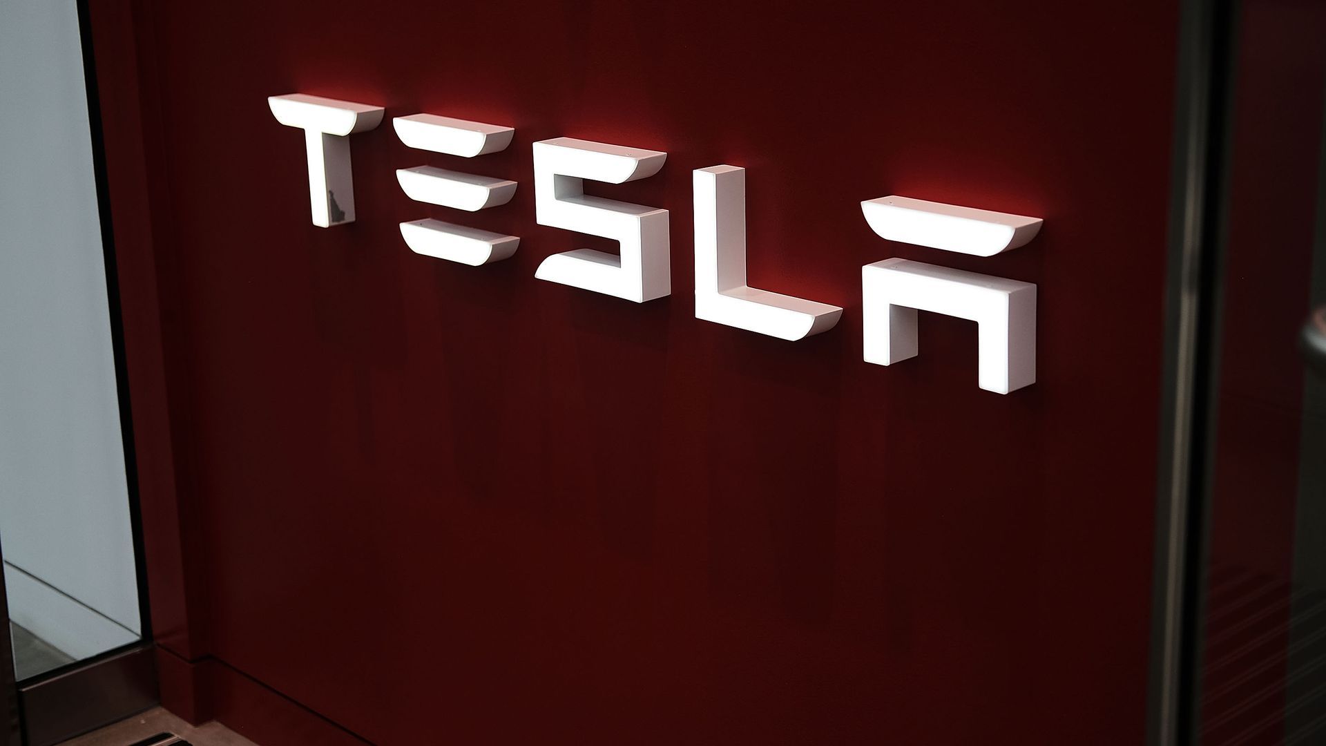Photo of the Tesla logo