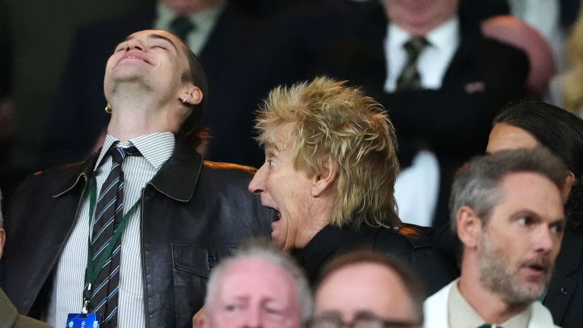 A photo of Rod Stewart.