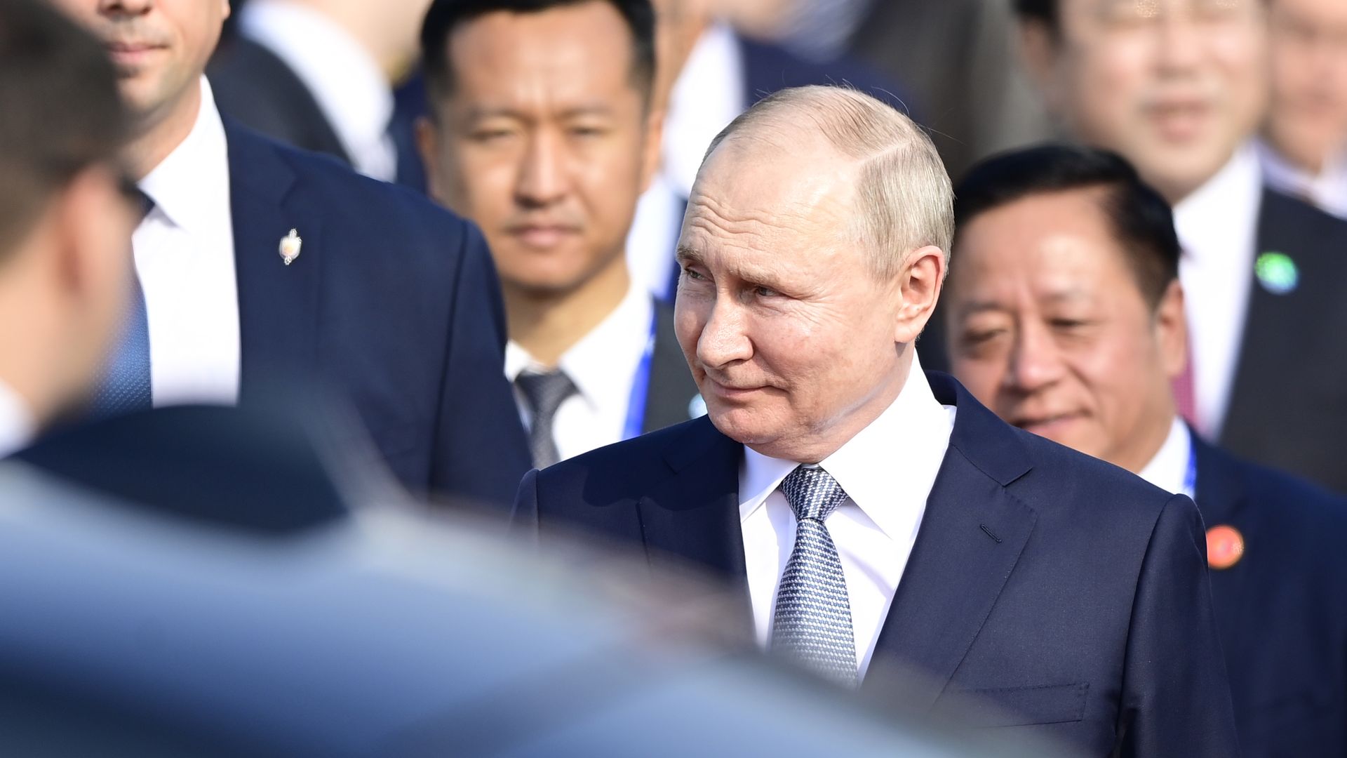 putin arrives china