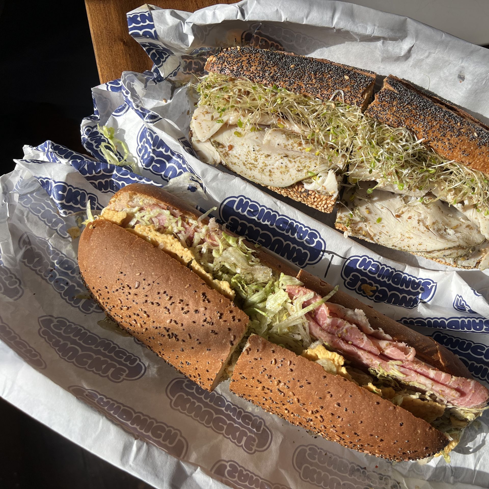 What to order at Austin's Knuckle Sandwich - Axios Austin
