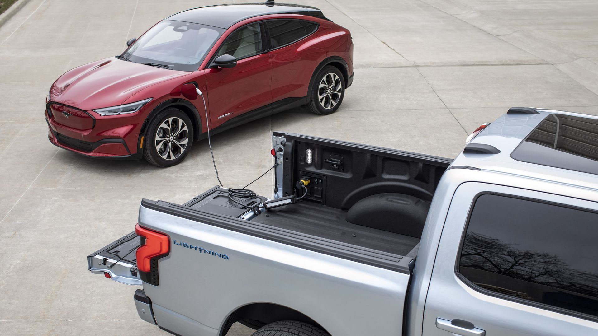 Ford's F-150 Lightning pickup can top off the battery in a Mustang Mach-E. 