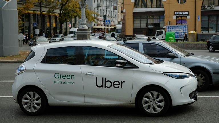 Uber vows big expansion of electric rides