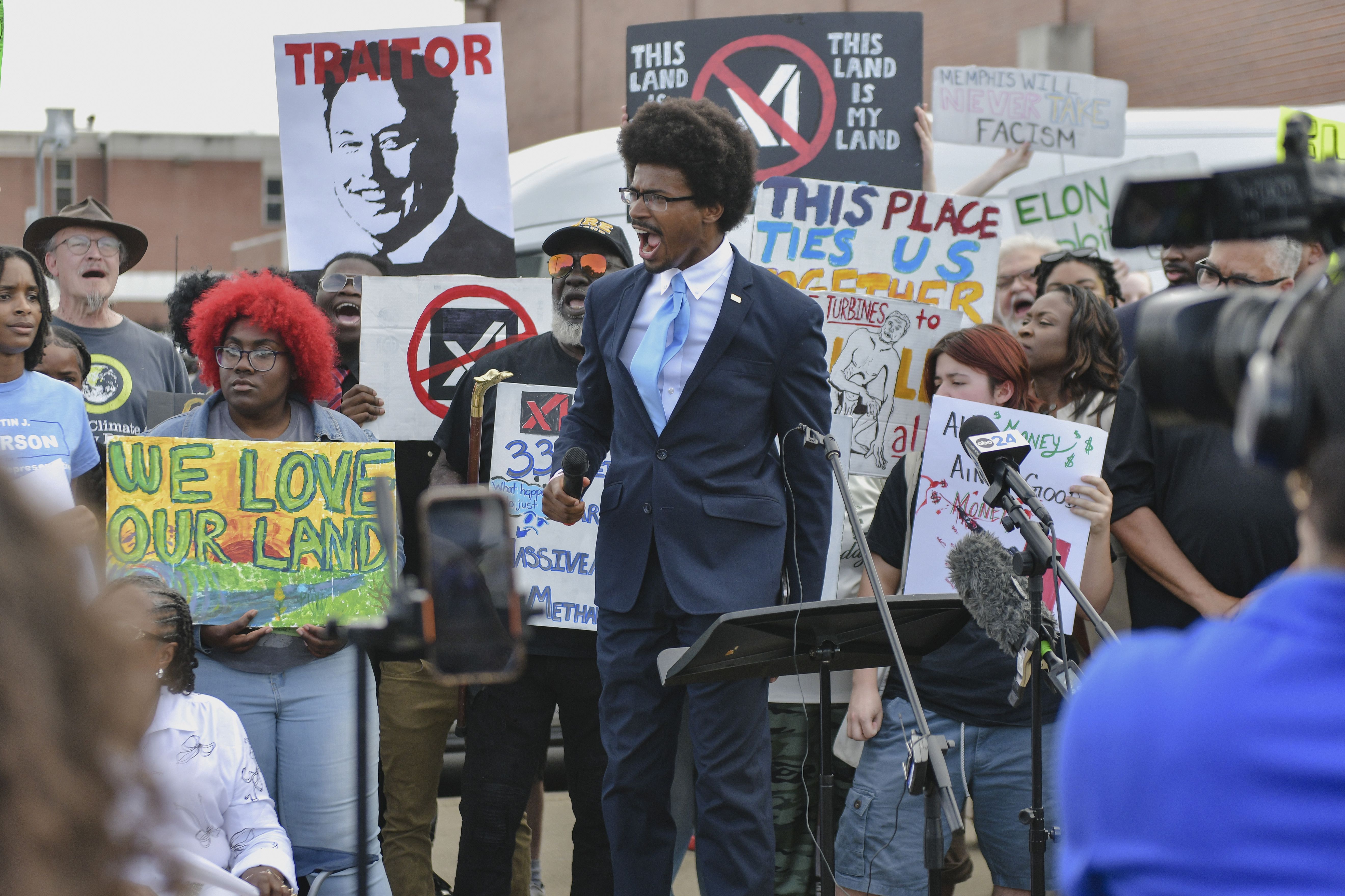 Scoop: Dems beef with party leaders over snubbed Black candidates