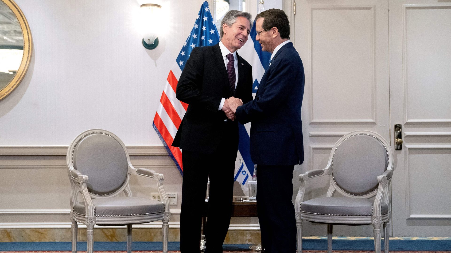 US Secretary of State Antony Blinken (L) meets Israeli President Isaac Herzog in Washington, DC, on October 25, 2022. (Photo by Stefani Reynolds