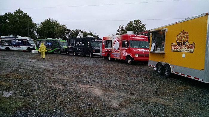 Charlotte-Oktoberfest-Food-Truck-alley
