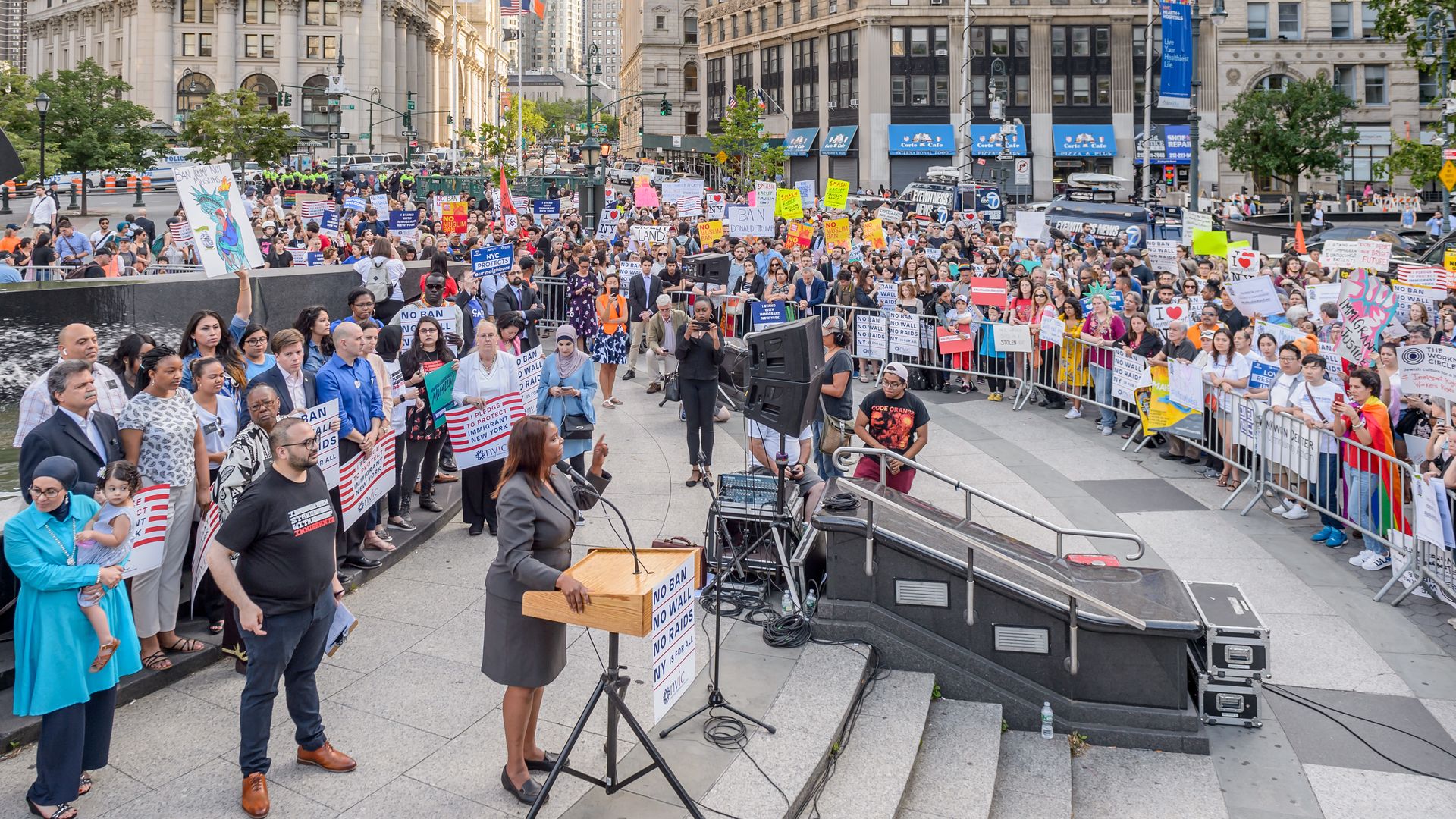 New Yorkers gathering for immigration rights protest