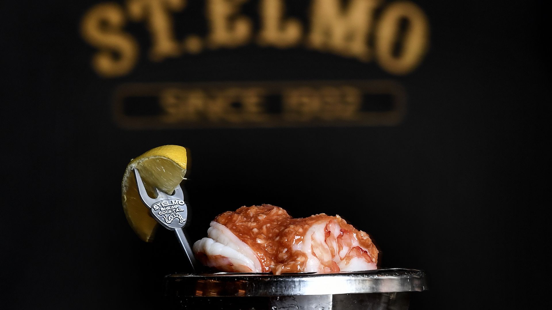 A picture of shrimp cocktail