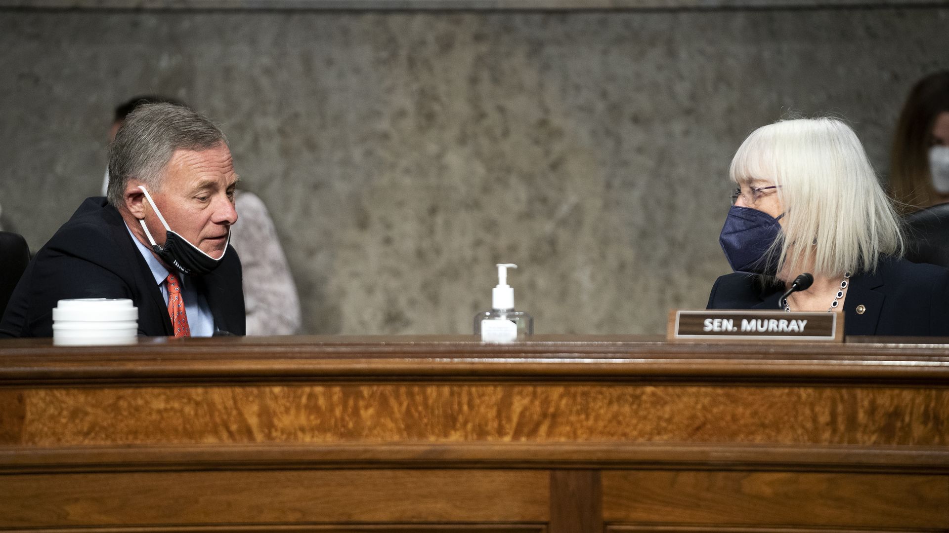 Sen. Richard Burr (R-NC) speaks to Sen. Patty Murray (D-WA) before a Senate HELP Committee hearing.  (Photo by Greg Nash-Pool/Getty Images)