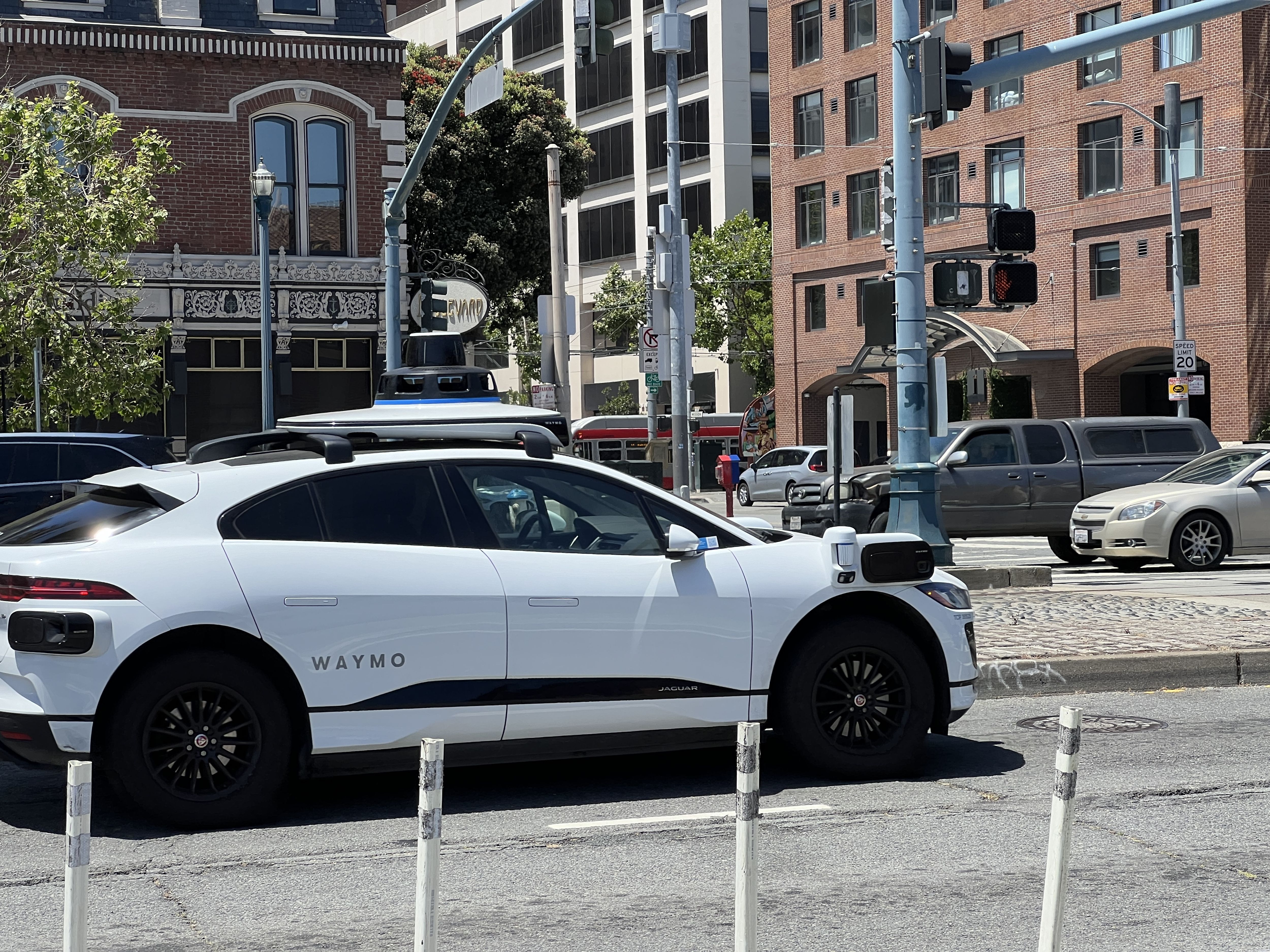 Waymo expands to Daly City, Broadmoor and Colma - Axios San Francisco