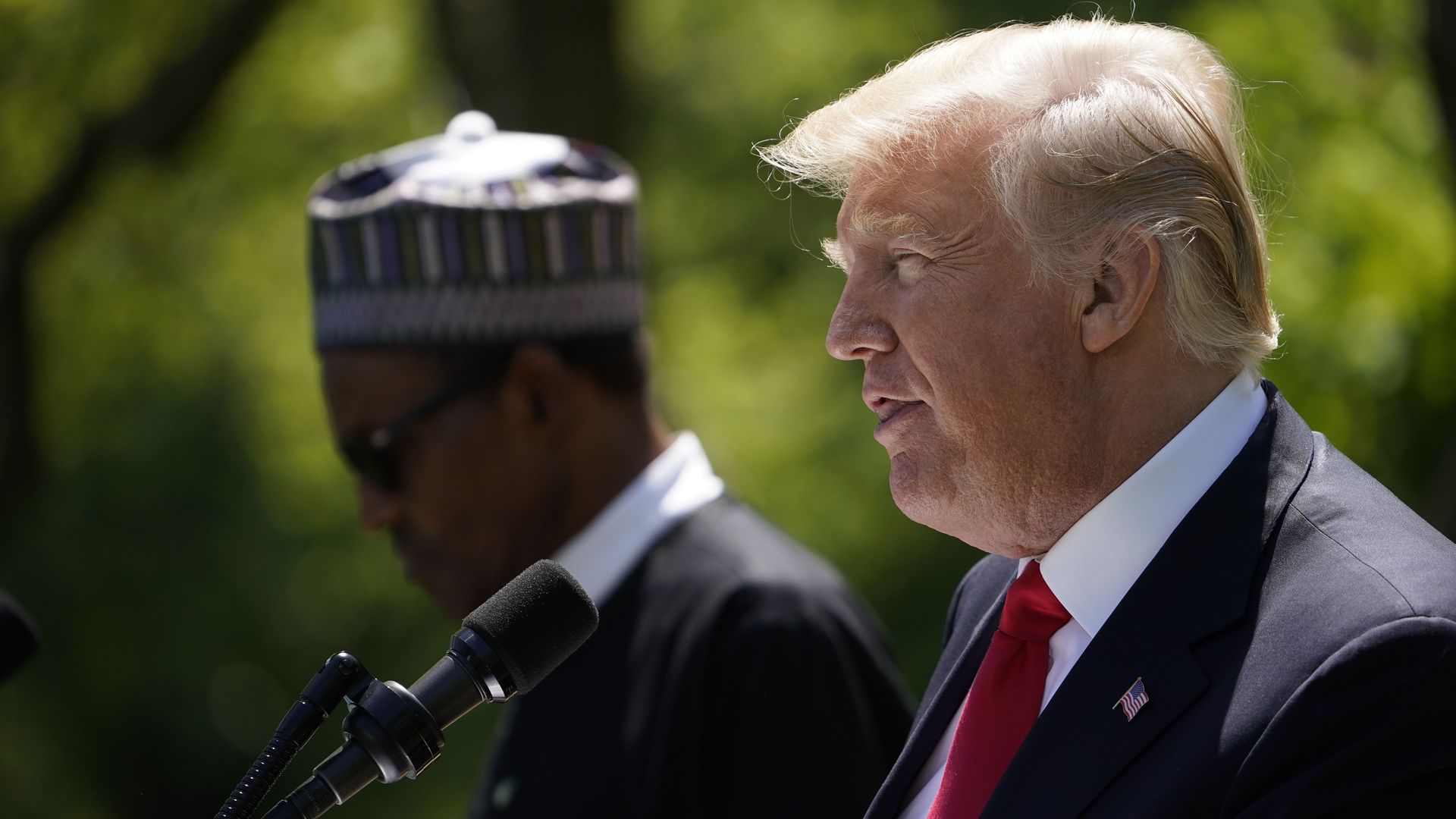 Donald Trump and Nigerian President Buhari at a press conference