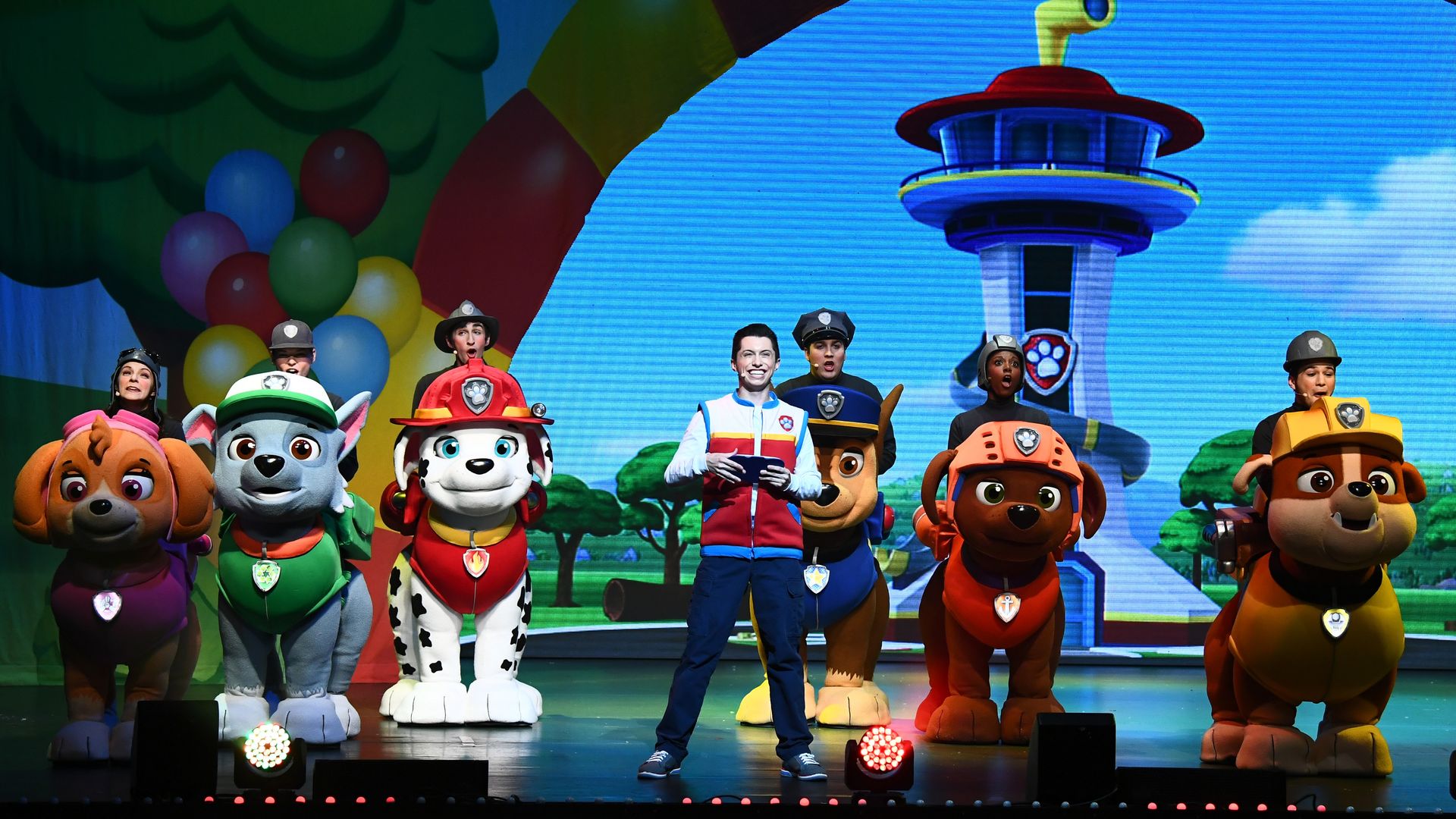 The cast of "Paw Patrol Live!" performs ons tage. 